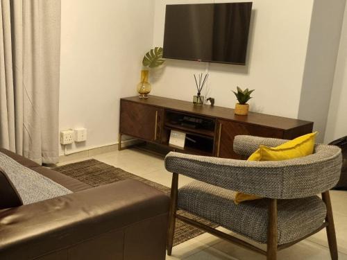 Oceanic Unit 99 - North Beach