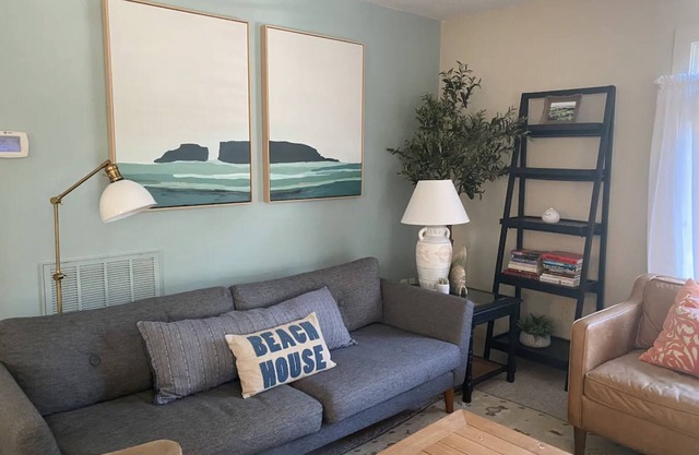 Oceanside, Kid-Friendly Emerald Isle Home w/Hot Tub and 2 Kitchens