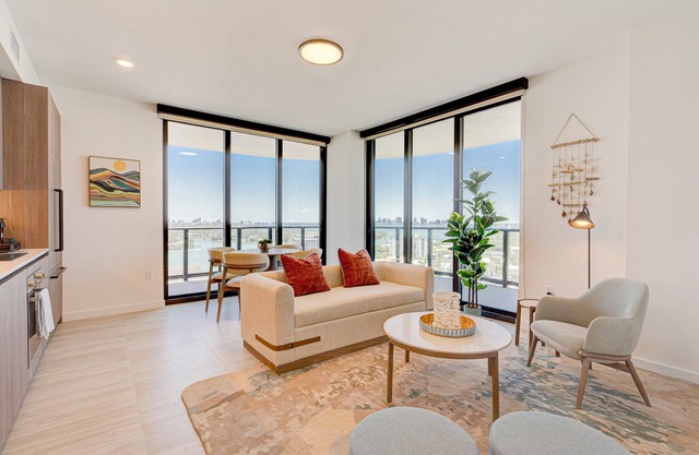 Oceanview Corner 2BR/2BA in Miami Beach + Beach Club 1710GP