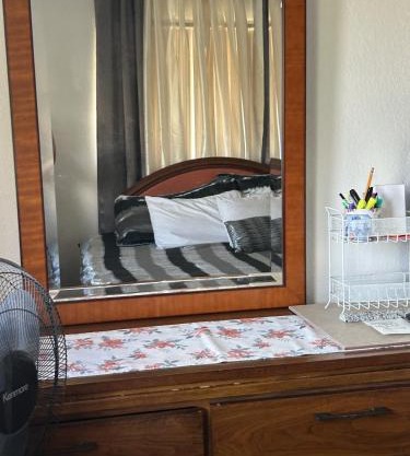 Oceanview Mins to Beach and Golf Yard Grill Board Games