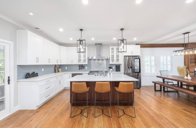 ❤️ of Roswell, walking distance to restaurants, pub, ☕️ shops and trails!