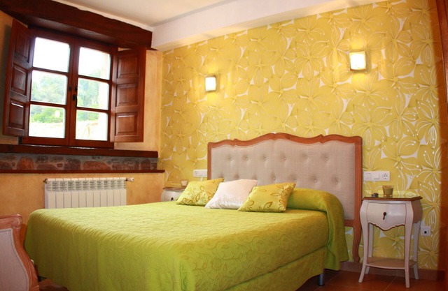 OFFER La LLosa for 2 people or 4 people, near the sea