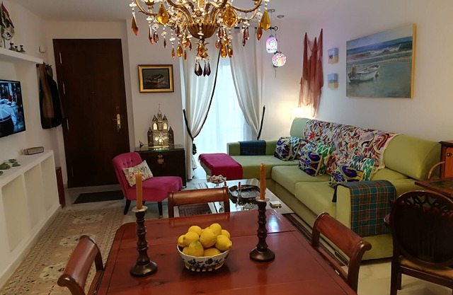 OFFER ! ROTA BEACH. LOW LEVEL. 100M FROM THE BEACH. CENTER. WIFI