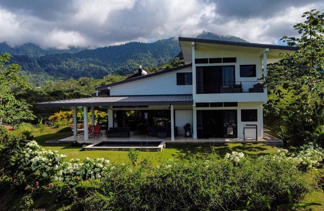 Ojochal Mountain & Ocean 360 views Spacious