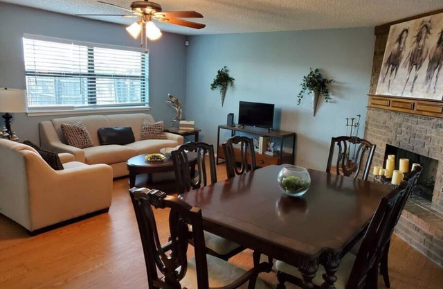 OKC - Curtis · Self Check-in-King-Fast wifi-20min 2 anywhere