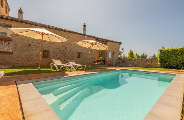 Old barn restored between Girona and Figueres, just 20 minutes from the sea