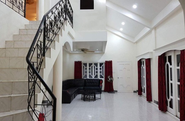 OMG Guesthouse Room for 2