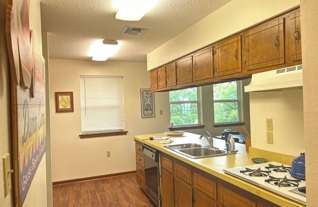 On the Bayou - 30 Minutes from New Orleans