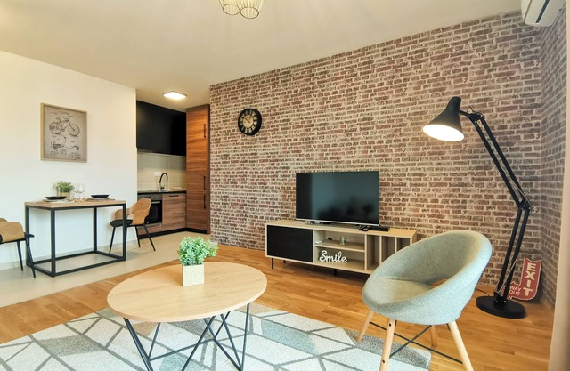 One-Bedroom Apartment at Ljubovic-Hill Park