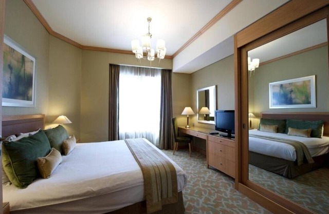 One Bedroom Apartment Near Al Khan Super Market By Luxury Bookings AD