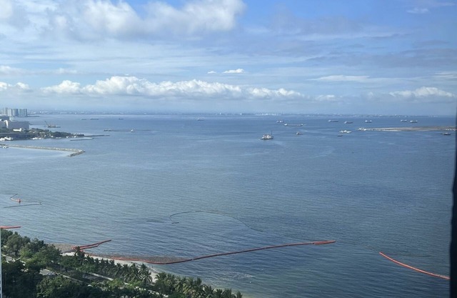 One Bedroom Overlooking Manila Bay