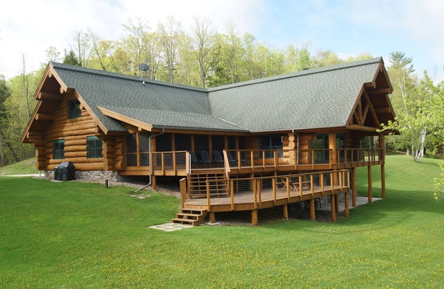 One of a Kind North Woods Lake Lodge