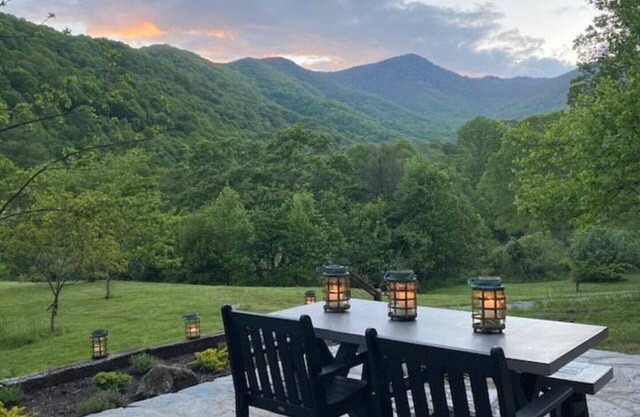 One-of-a-Kind Rustic Mountain Studio-Private Quiet