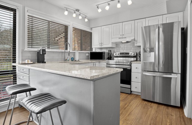 Only two miles to UNC campus