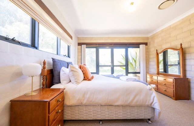 Opal View - Serene Sanctuary, Close to Cadia