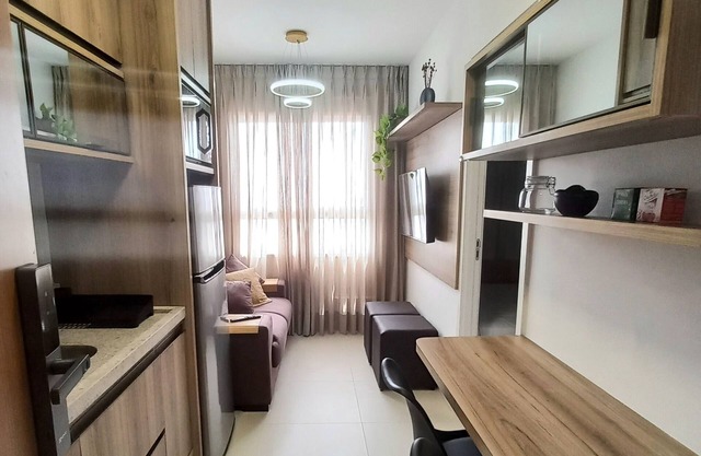 Opens this luxurious apartment with sea views