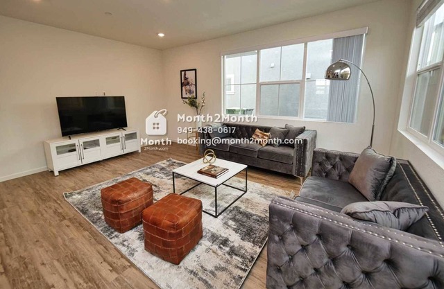 Opulence on Sunny Gate Ln #41616