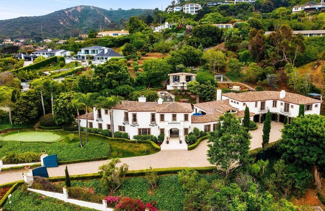 Opulent La Jolla Beach Villa - Luxury by the Sea