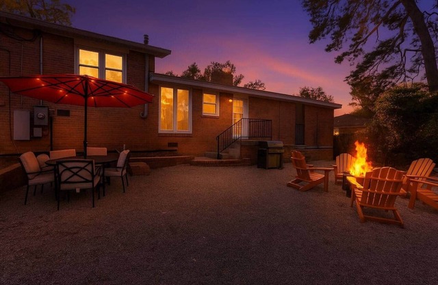 Orange Pit - 3BD 2BA Luxury Retreat - West Cola