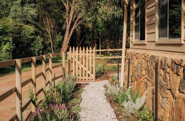 Orchard Cottage - Country Escape
