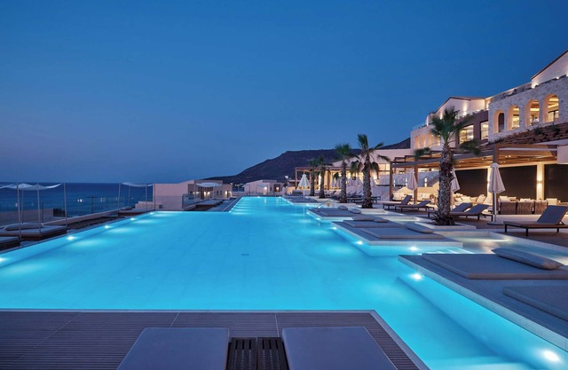 Oros Luxury Beach Resort
