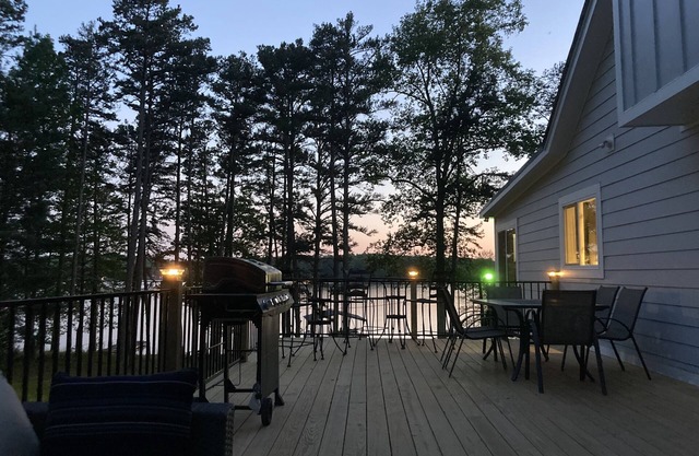 Our Happy Place! Amazing Vacation Home on Lake Hartwell