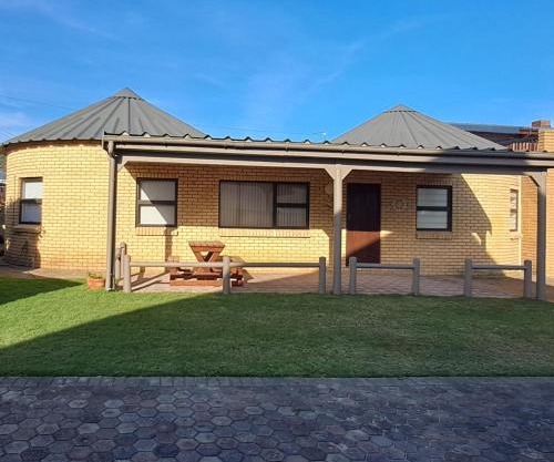 Outeniqua Strandwoonstel