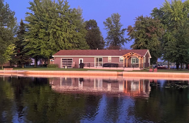 Over 200’ of lakefront all sand on Washington lake with a view of Shawano lake!