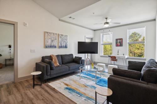 Overlook 6303 I Modern Resort Style Living