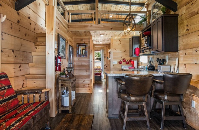 Overlook Cabin - Valdez, NM