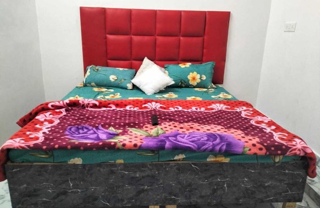 OYO 80788 Bluemoon Hotel