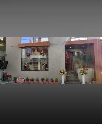 OYO 81037 Hotel Shree Madhav Regency