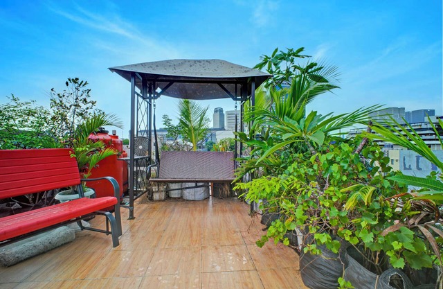 OYO 94764 Syariah KamarGue