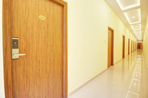 OYO Collection O MINT PARK HOTEL