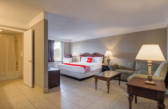 OYO Hotel Douglas GA US-441