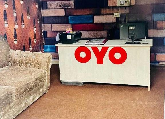 OYO Hotel Royal Apple