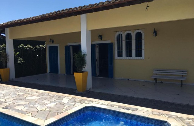 Pé na Areia com Piscina e Churrasqueira - 2 suítes