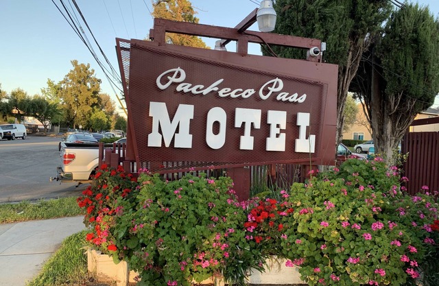 Pacheco Pass Motel