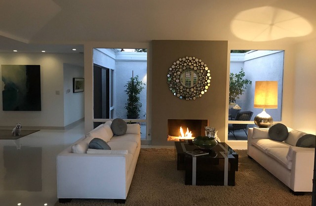 Palm Springs best views, Sunshine Get-A-Way -Wheel chair and handicap accessible