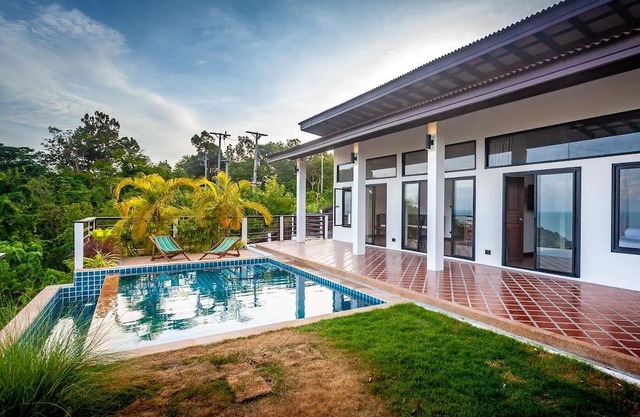 Panoramic Ocean View Private Infinity Pool Villa