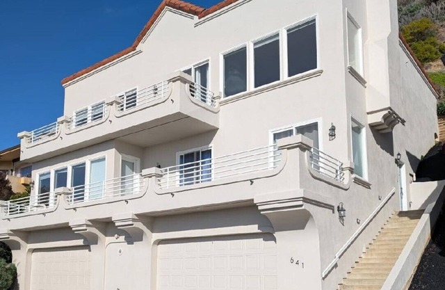 Panoramic Ocean Views - Across Street from Beach - Gated