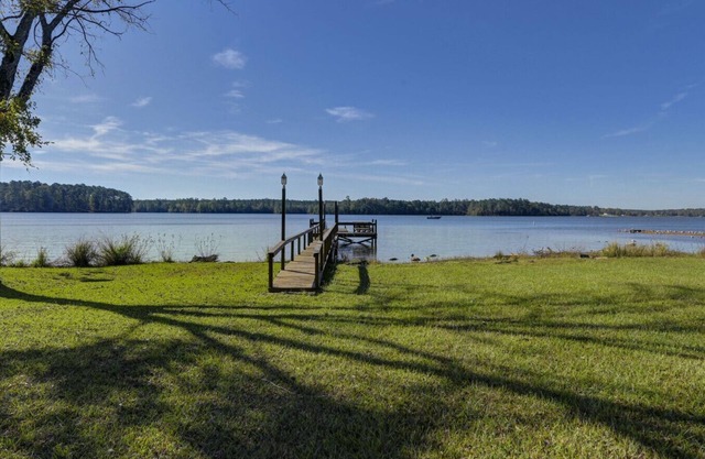 Paradise Point | 2BR 2BA on Lake Murray