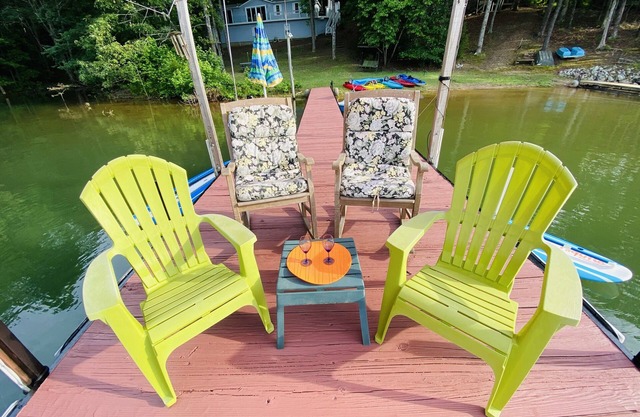 Paradise View Getaway - Dacha