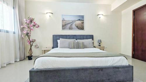 Paradise Villa In Hydra Ad&dxb