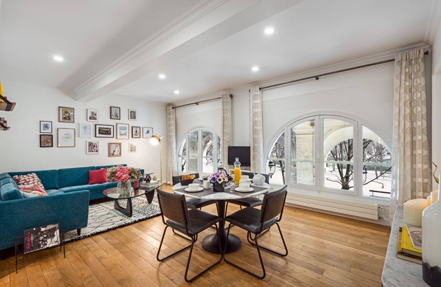 Paris, luxurious apartment for 6 people ideally located in the center of Paris