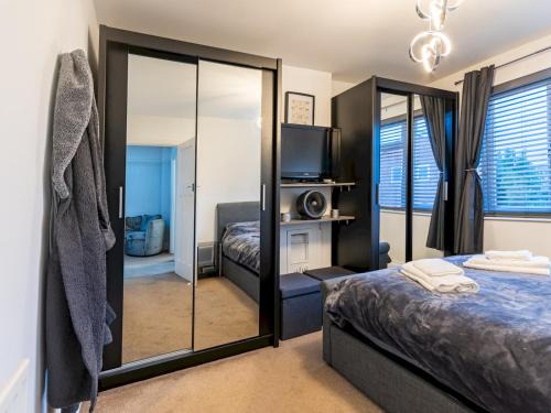 Pass the Keys Cosy Flat in Leigh