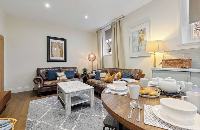 Pass the Keys | No. 5 - Chestnut Cottage