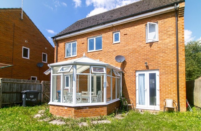 Pass the Keys | Spacious 4-Bedroom Home | Prime Hatfield Location