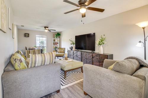 Patio for Al Fresco Dining Home in Hinesville!