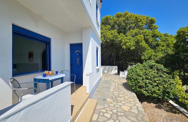 Pavlis Studios Ormos